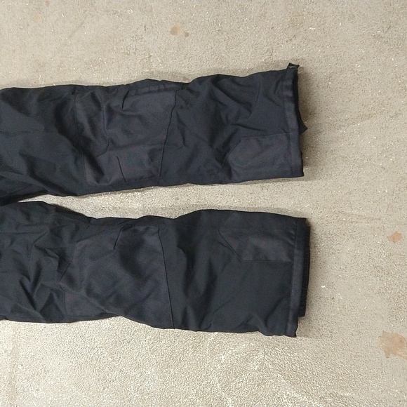 NEW! Kids' Waterproof Snow Ski Bib w/ Clips on Straps - All in Motion, Black - Picture 4 of 16